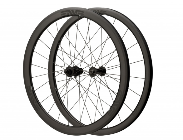 detail ENVE SES 3.4 Clincher / DT SWISS 240 (Carbon TI x hubs SL)