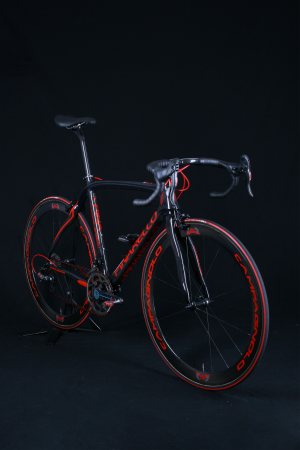 detail PINARELLO DOGMA CAMPAGNOLO SUPER RECORD - LAK