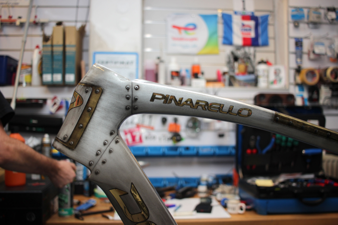 detail PINARELLO F12 SRAM RED AXS - LAK