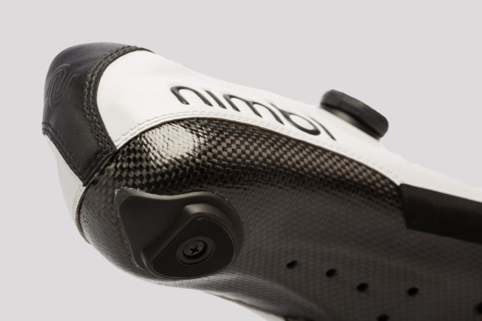 detail NIMBL FEAT White