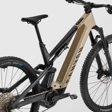 detail CANYON NEURON:ON CF 7 Desert Adventure TEST